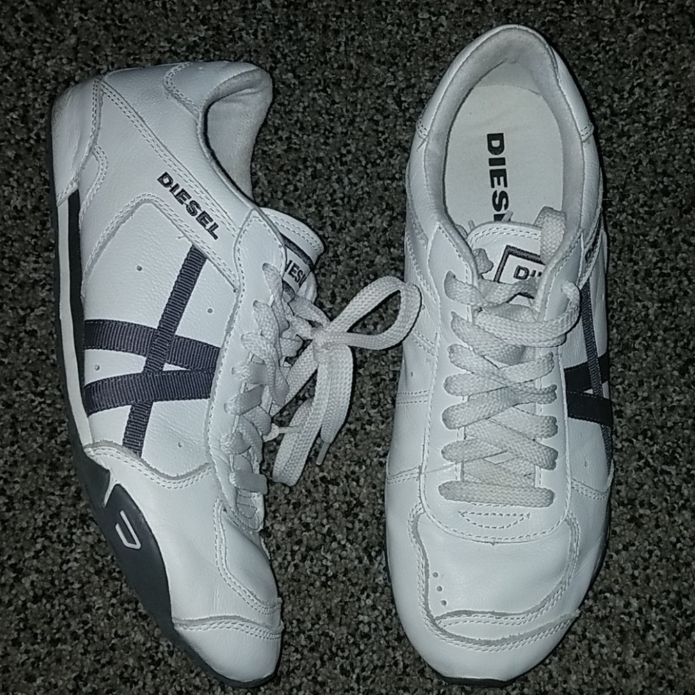 Diesel white leather tennis shoes size 9.5